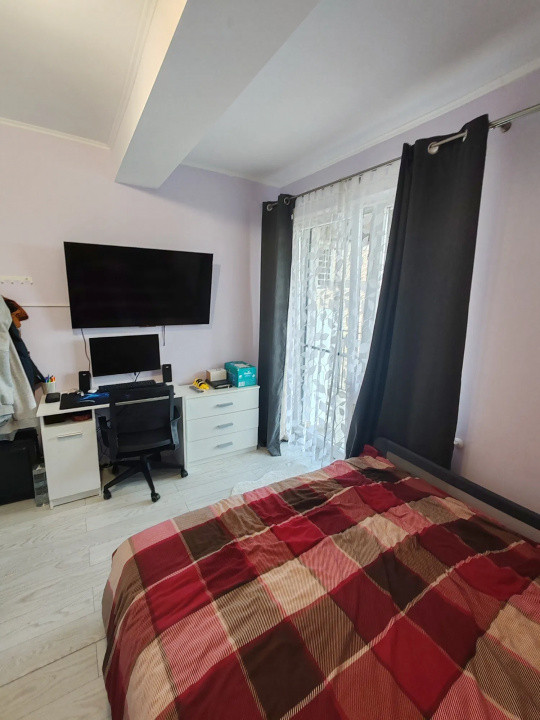 Apartament de 3 camere, 57 mp, view, parcare, str Teilor