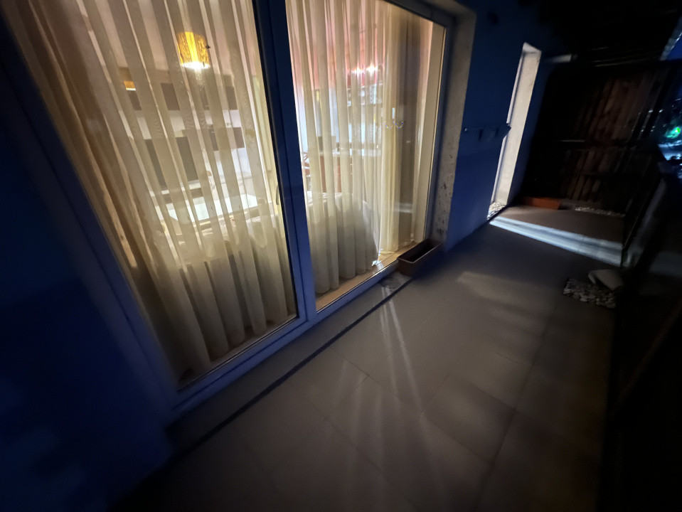 OFERTA! Apartament de 2 camere, 50 mp, parcare, str Eroilor