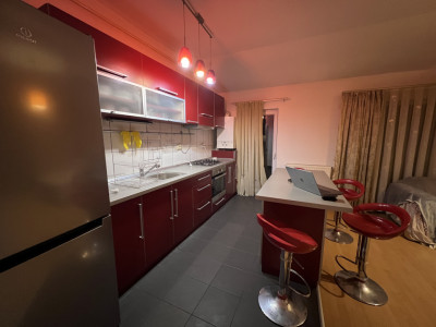 OFERTA! Apartament de 2 camere, 50 mp, parcare, str Eroilor