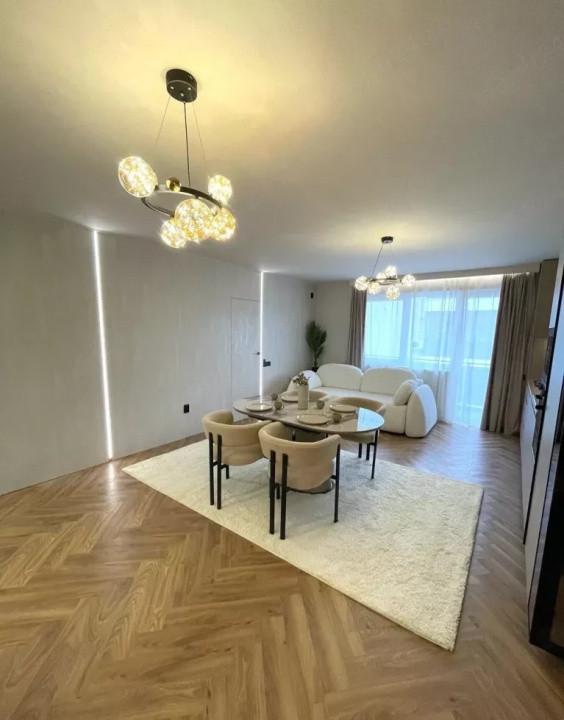 Apartament de 3 camere, 70 mp, 2 bai, garaj, Zona Cetatii