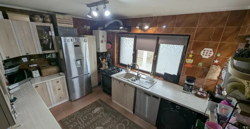 Duplex de 4 camere, 180 mp utili, 250 mp teren, Iazului