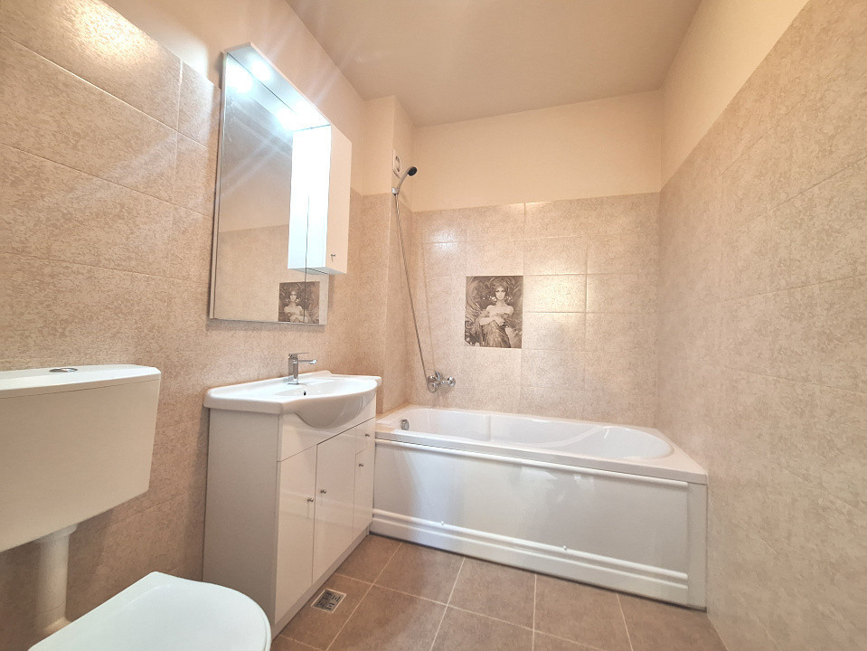 Apartament de 3 camere, 86 mp, parcare, zona BMW