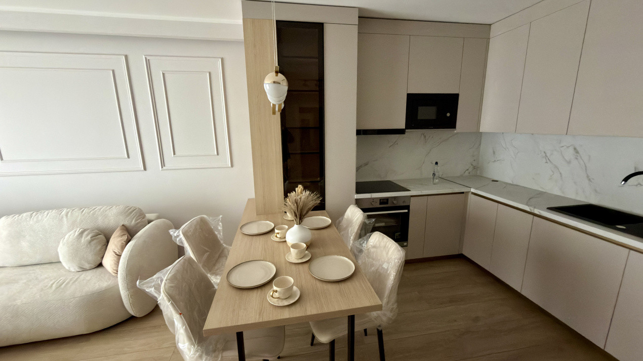 Apartament 2 Camere, Lux, 45mp, Parcare, Zona Eroilor