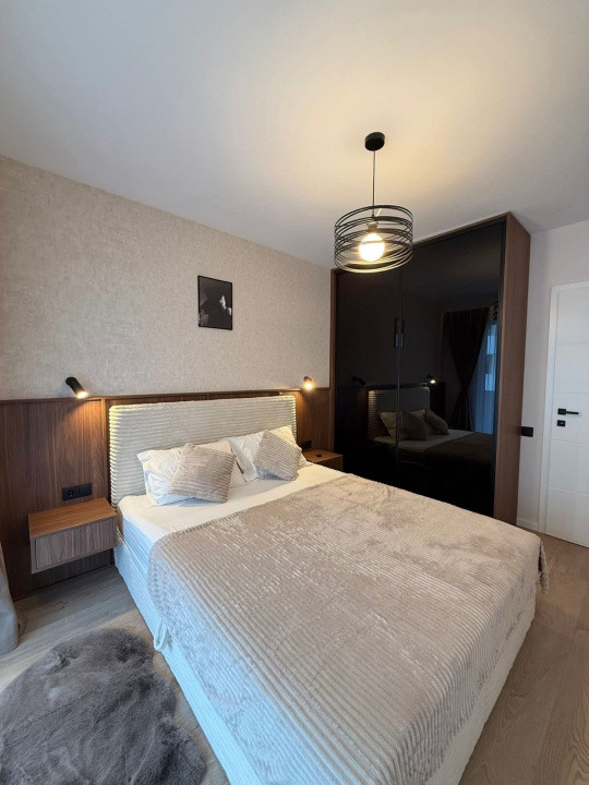 Aparament 2 camere, Lux, 45 mp, Parcare, Zona Eroilor