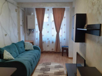 Apartament 2 Camere, 42mp, Etaj Intermediar, Zona Teilor