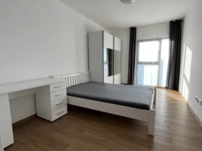 Apartament la etaj intermediar, cu 3 camere pe str. Frunzisului