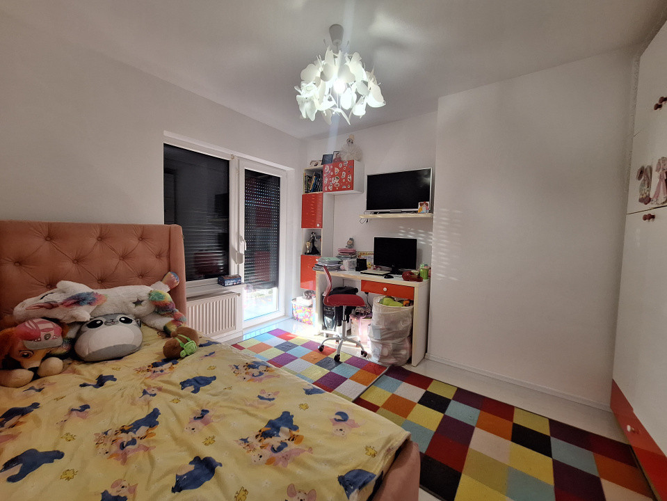 Apartament cu 3 camere, 63 mp, terasa, parcare, zona Sub Cetate
