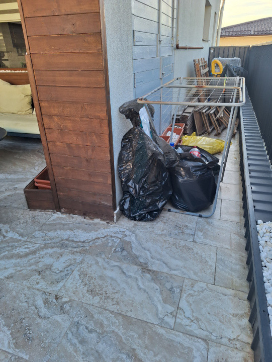 Apartament cu 3 camere, 63 mp, terasa, parcare, zona Sub Cetate