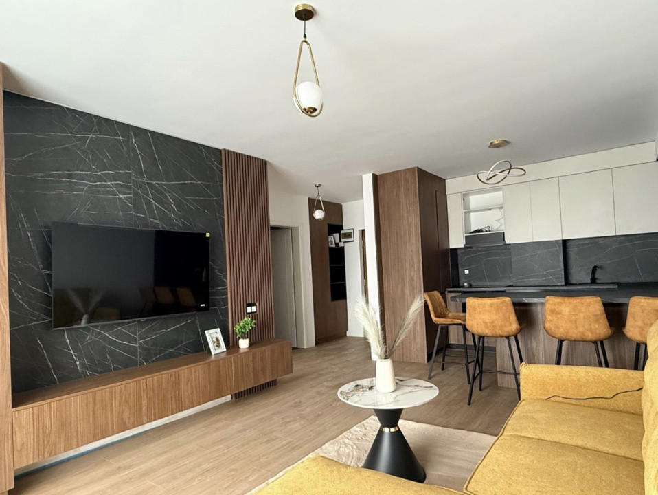 Apartament de 2 camere, 49 mp, zona Eroilor