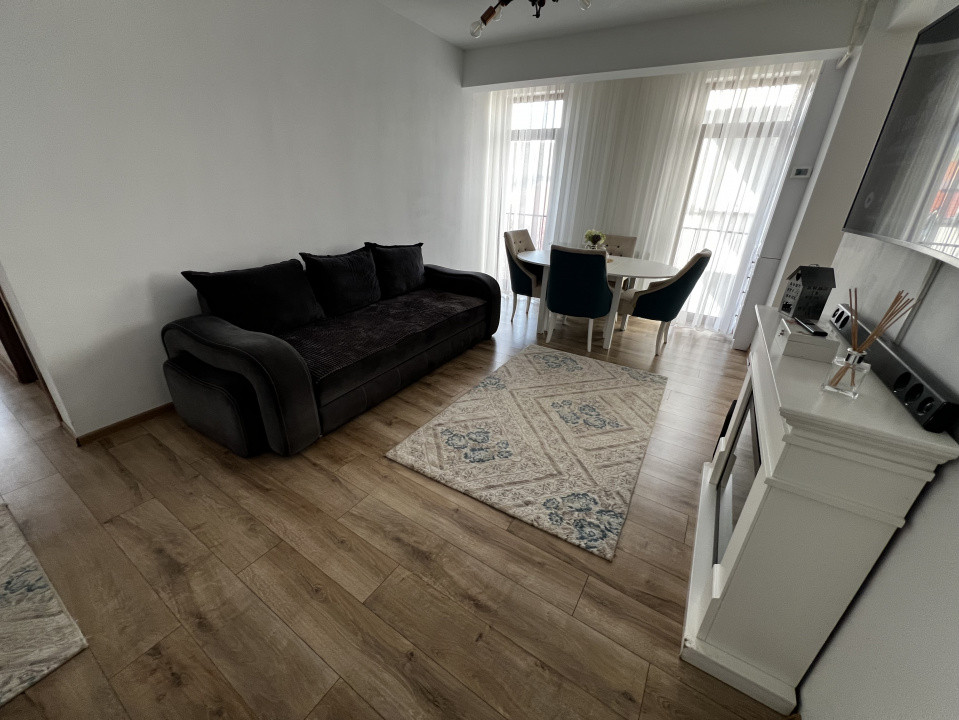 Apartament de 3 camere, 63 mp, parcare, zona Stadionului