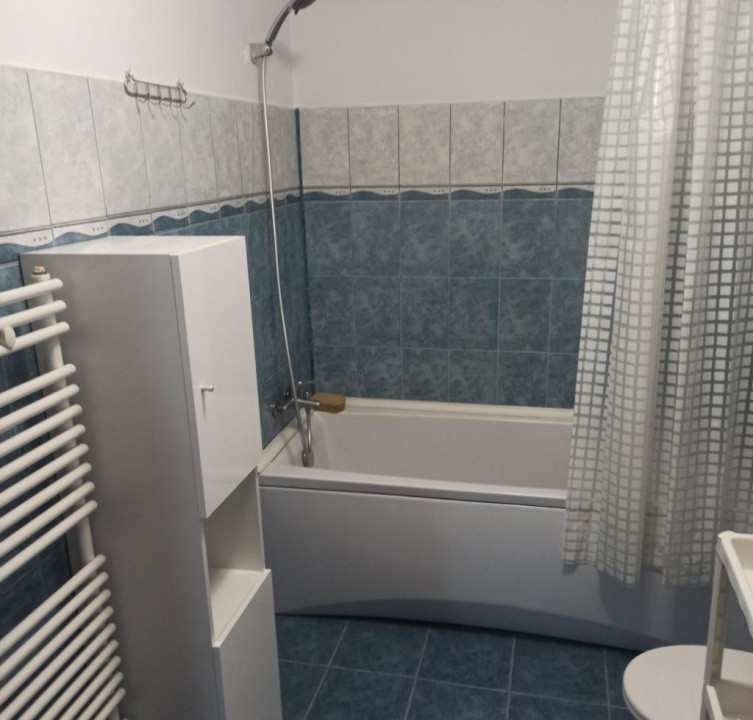 Apartament 3 camere, Parcare, Zona Teilor