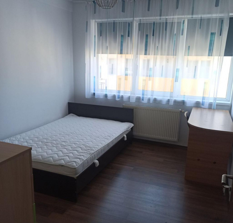 Apartament 3 camere, Parcare, Zona Teilor