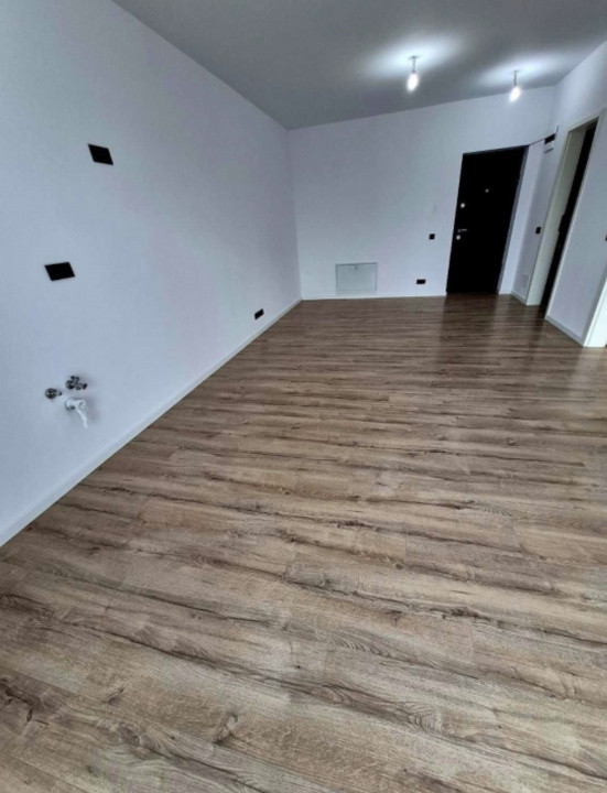 Apartament finisat, cu 2 camere de 43mp utili