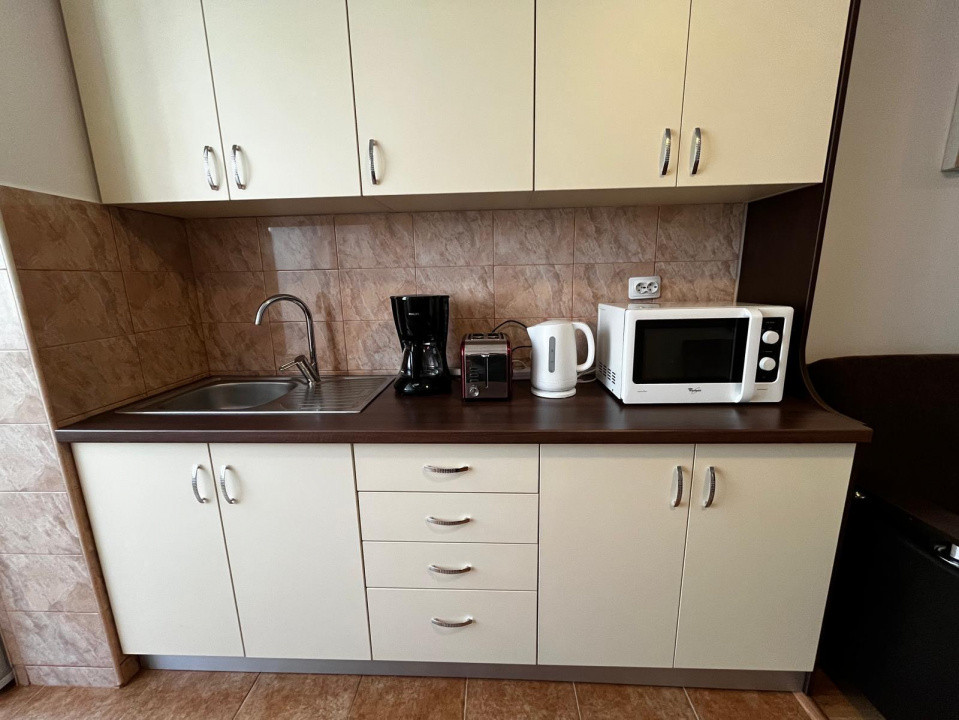 Apartament 2 Camere, 39mp, Etaj Intermediar, Zona Florilor
