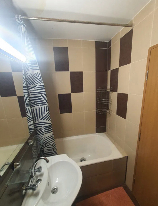 Apartament cu 2 camere decomandate de 51,25mp, in zona Big