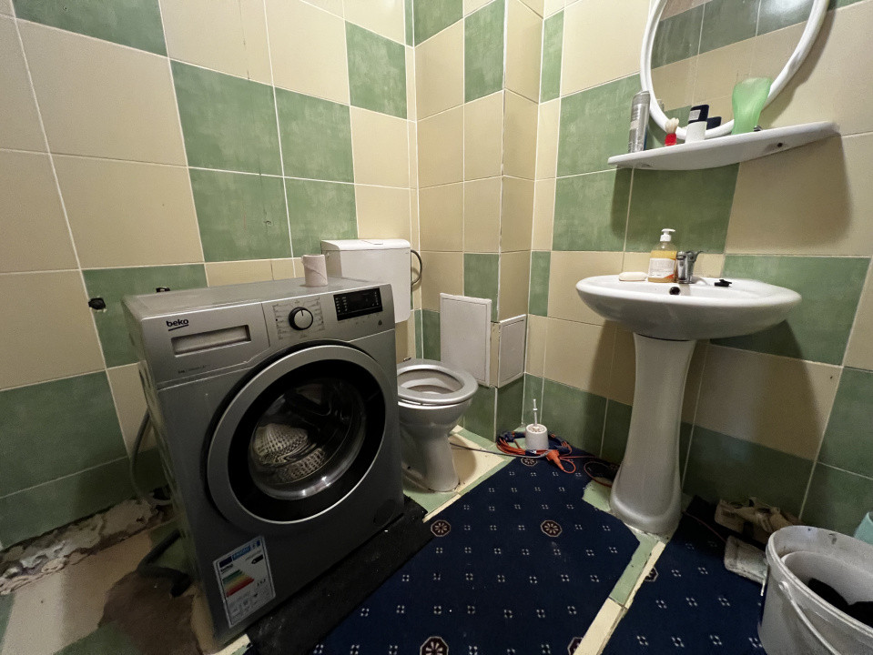 Apartament de 2 camere, 57 mp, 2 bai, parcare, zona Porii