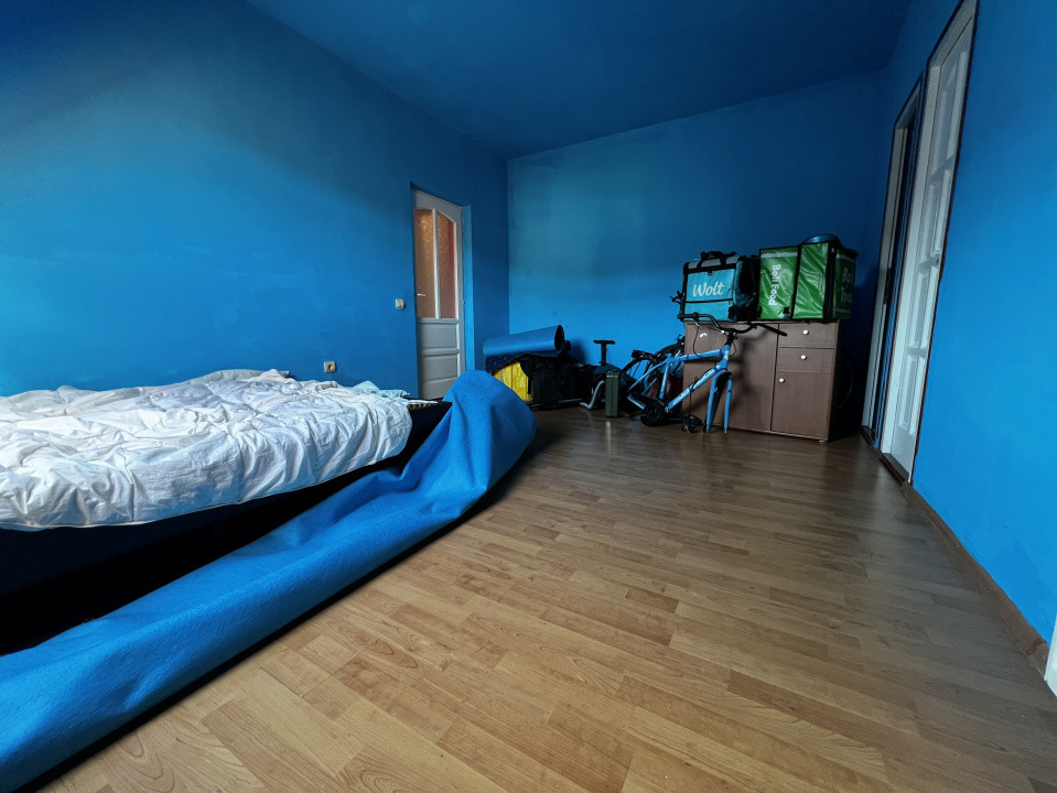 Apartament de 2 camere, 57 mp, 2 bai, parcare, zona Porii