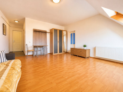Apartament de 2 camere, 57 mp, 2 bai, parcare, zona Porii
