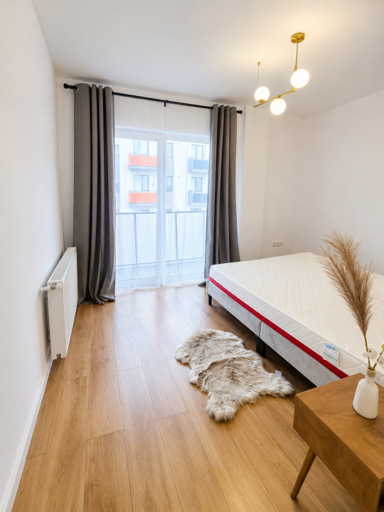 Apartament de 2 camere decomandat, 51 mp, 2 balcoane, zona Terra