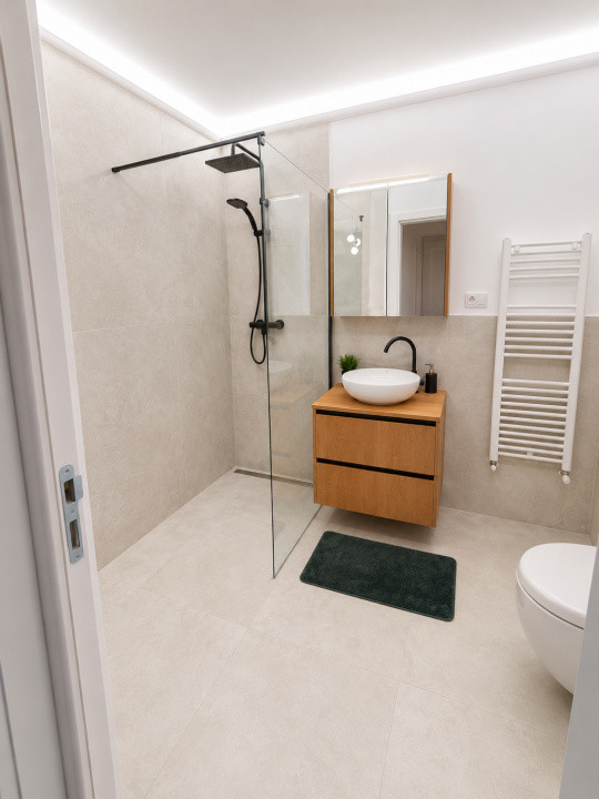 Apartament de 2 camere decomandat, 51 mp, 2 balcoane, zona Terra