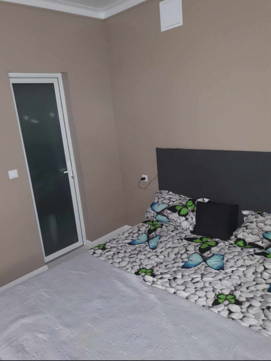 Apartament de 3 camere, 60 mp, parcare, zona Stadionului