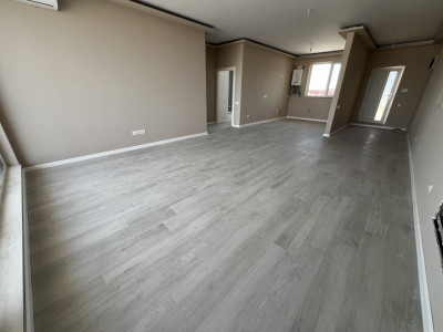 Penthouse de 3 camere, 81 mp, 100 mp terasa, parcare subterana, zona Cetatii