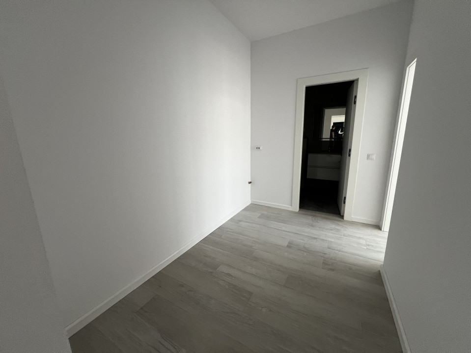 Apartament de 3 camere, 71 mp,  2 bai, zona Cetatii