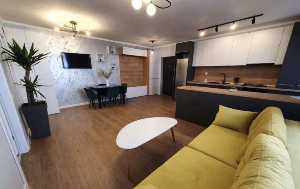 Apartament de 2 camere, 50 mp, 44 mp gradina, zona Catanelor
