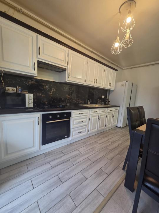 Apartament de 2 camere, 64 mp, parcare, New City Eroilor