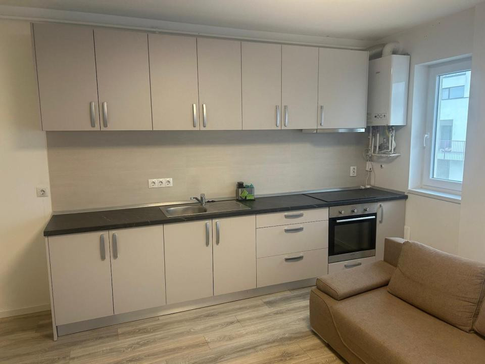 Apartament de 3 camere, 58 mp, parcare subterana, zona Vivo