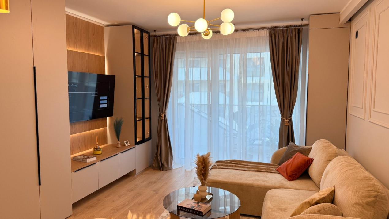 Apartament 2 Camere, 45mp, Lux, Etaj Intermediar, Zona Eroilor