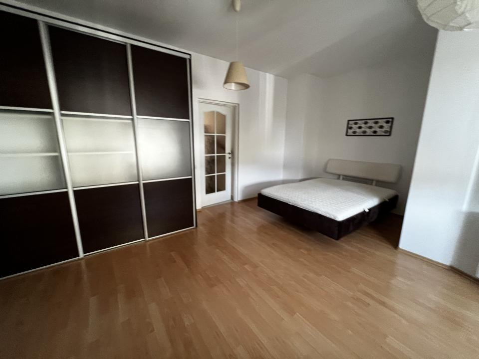 Apartament de 3 camere, 68 mp, parcare Buna Ziua