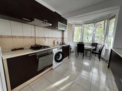 Apartament de 3 camere, 68 mp, parcare Buna Ziua