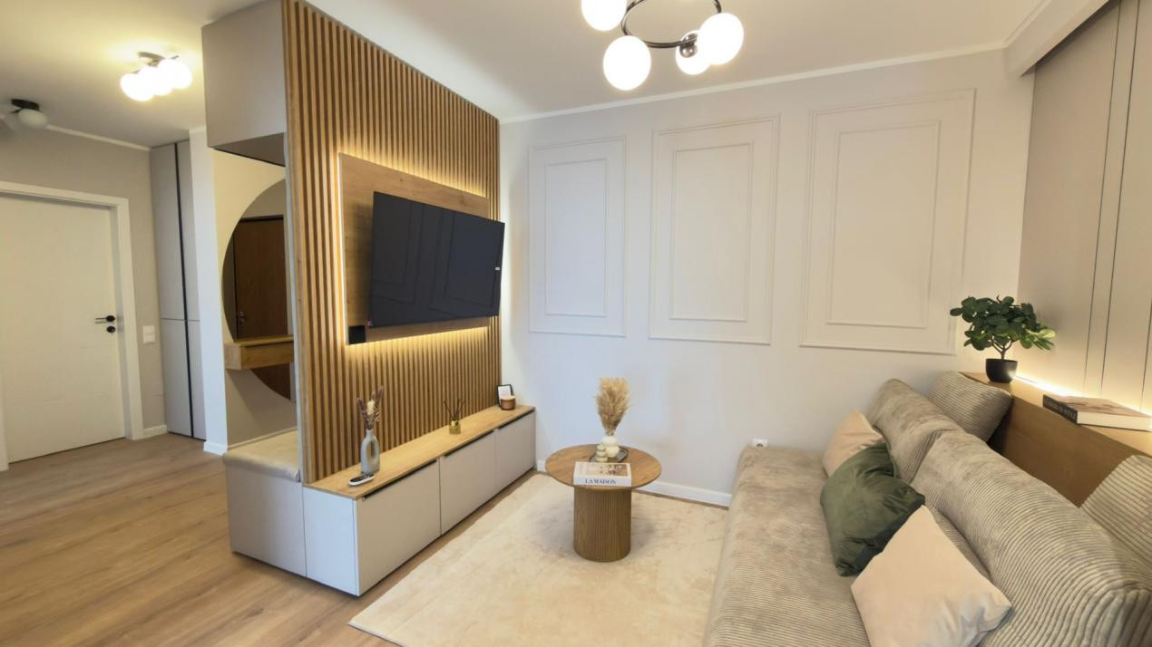 Apartament 3 Camere, 55mp, Lux, Eroilor Blocurile Albe