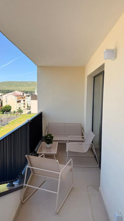 Apartament 3 Camere, 55mp, Lux, Eroilor Blocurile Albe