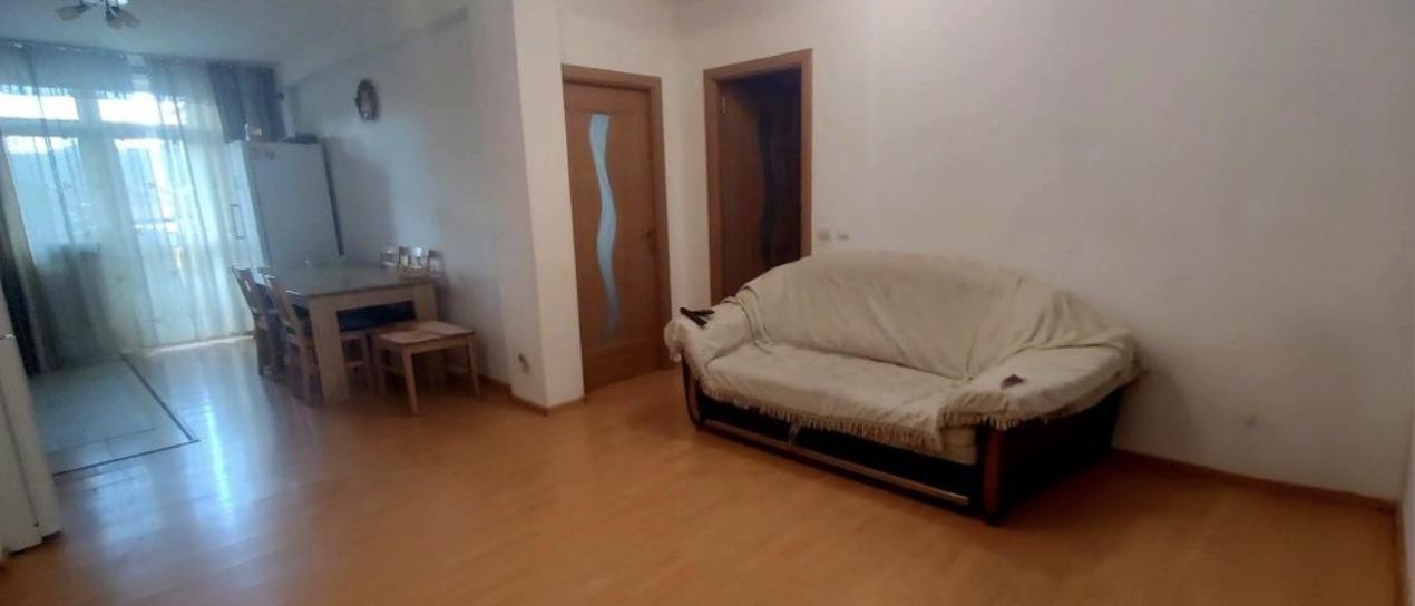 Apartament de 2 camere,  47 mp, parcare, Sesul de Sus