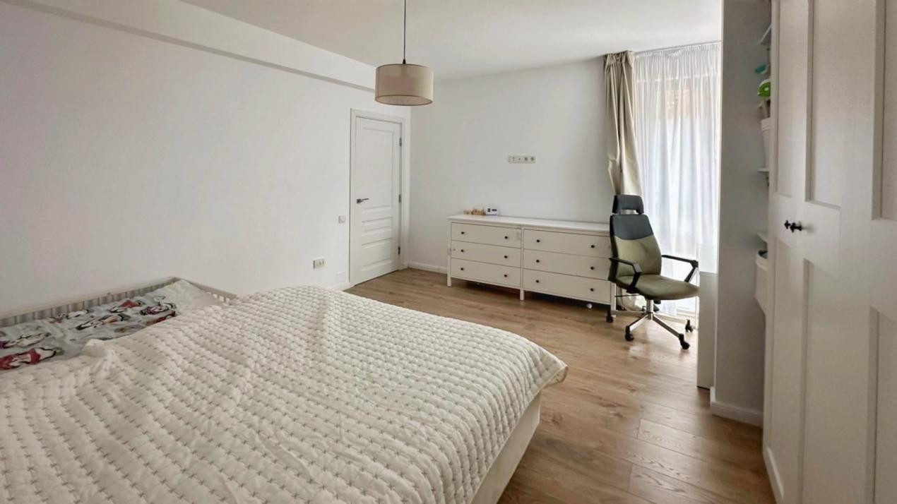 Apartament de 2 camere, 51 mp, 40 mp gradina, parcare, Subcetate