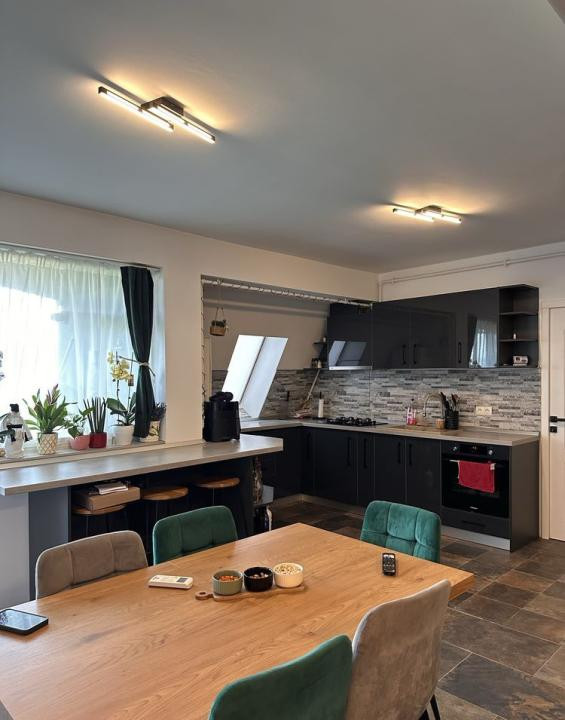 Apartament de 2 camere, 56 mp, 25 mp terasa, parcare subterana, zona Vivo