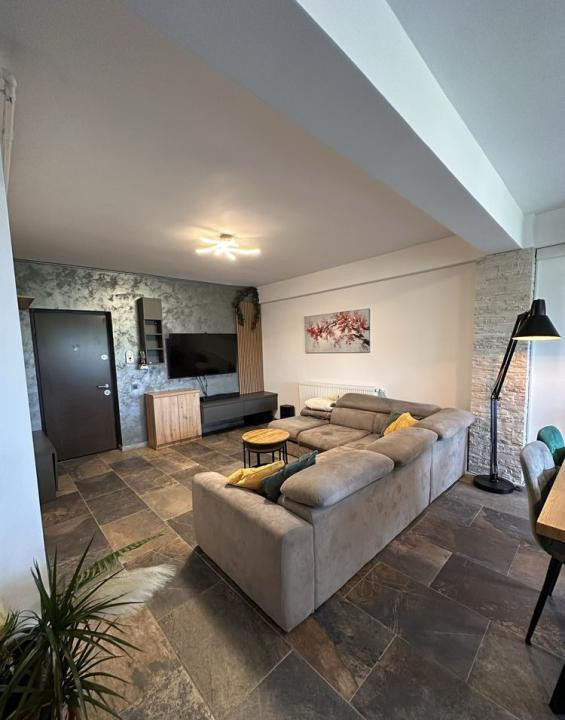 Apartament de 2 camere, 56 mp, 25 mp terasa, parcare subterana, zona Vivo