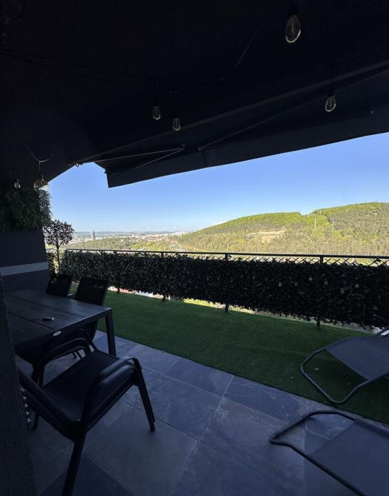 Apartament de 2 camere, 56 mp, 25 mp terasa, parcare subterana, zona Vivo