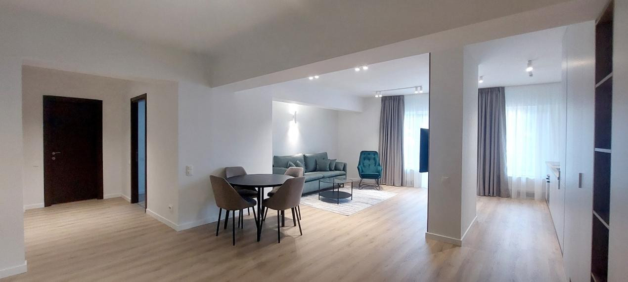 Apartament de 82mp |  Ansamblul Semiluna | Parcul Rozelor |