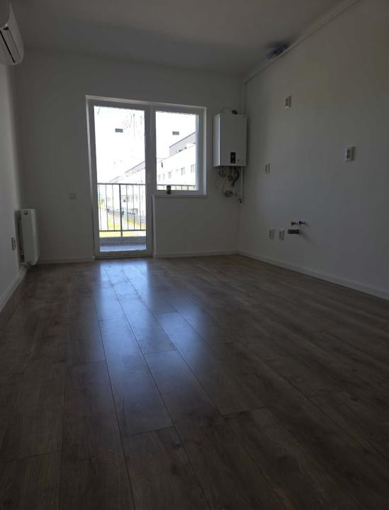 Apartament de 2 camere, 38 mp, balcon 8 mp, zona Urusagului