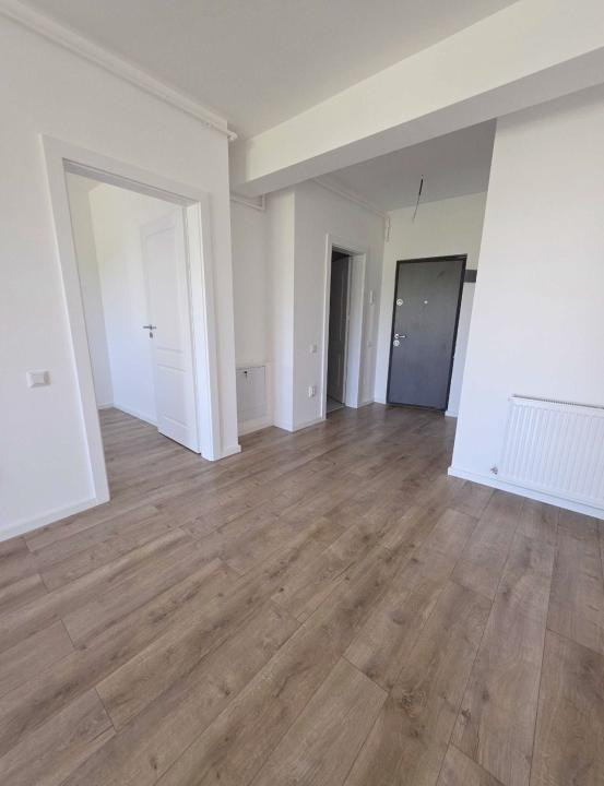 Apartament de 2 camere, 38 mp, balcon 8 mp, zona Urusagului