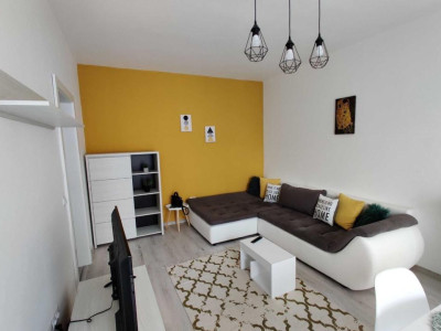 Apartament cu 2 camere decomandate, in Andrei Muresanu