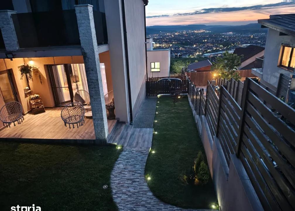 Duplex de 4 Camere, 157mp, teren 365mp, Zona Narciselor