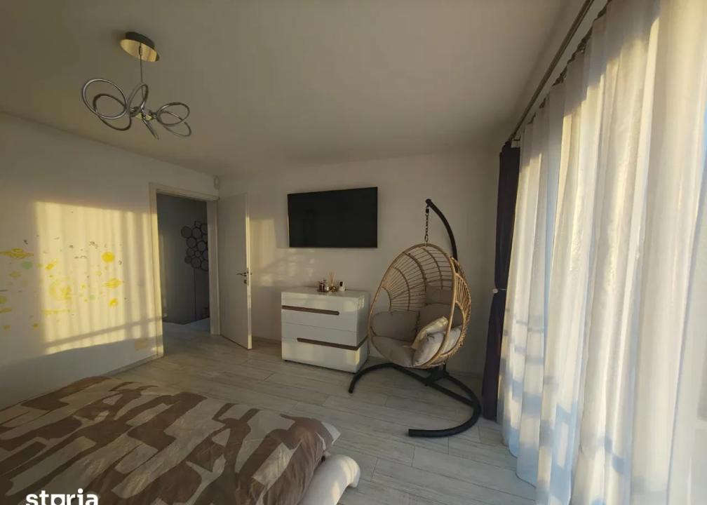 Duplex de 4 Camere, 157mp, teren 365mp, Zona Narciselor