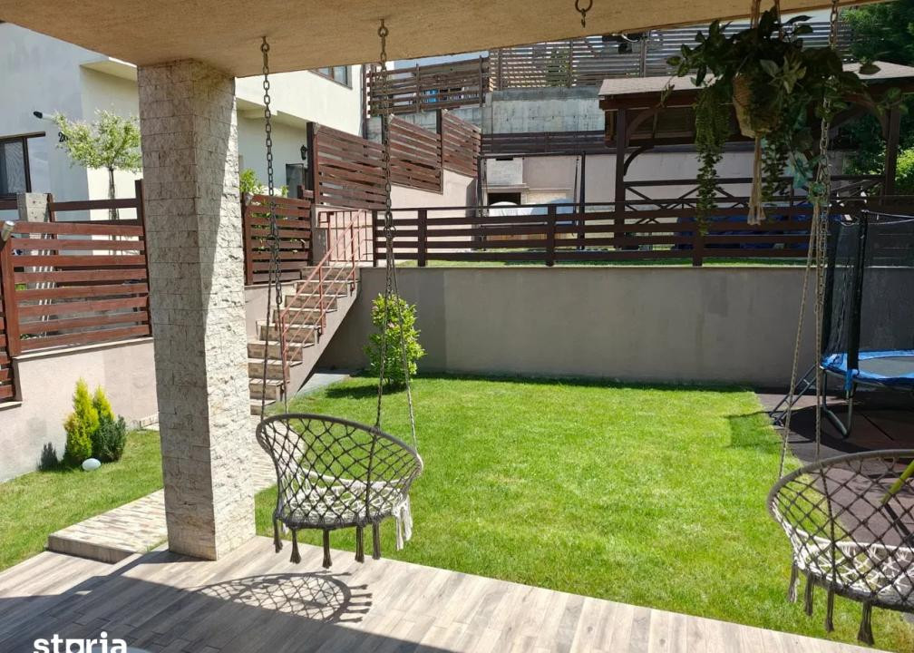 Duplex de 4 Camere, 157mp, teren 365mp, Zona Narciselor