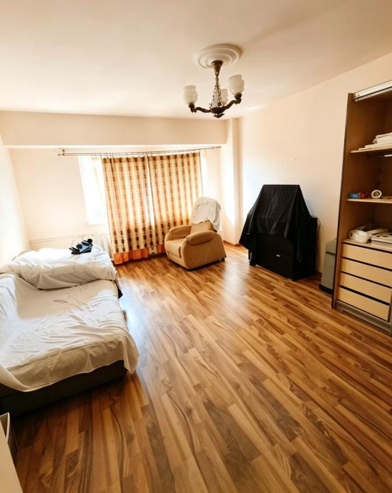 Apartament in zona Giratoriu Campului-Manastur | 2 Statii Distanta de Centru |