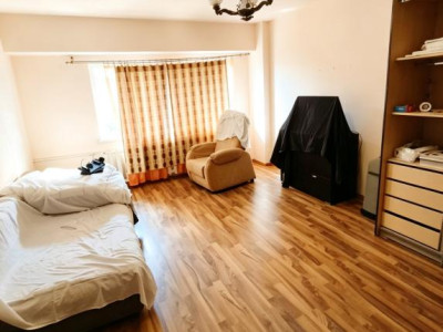 Apartament in zona Giratoriu Campului-Manastur | 2 Statii Distanta de Centru |