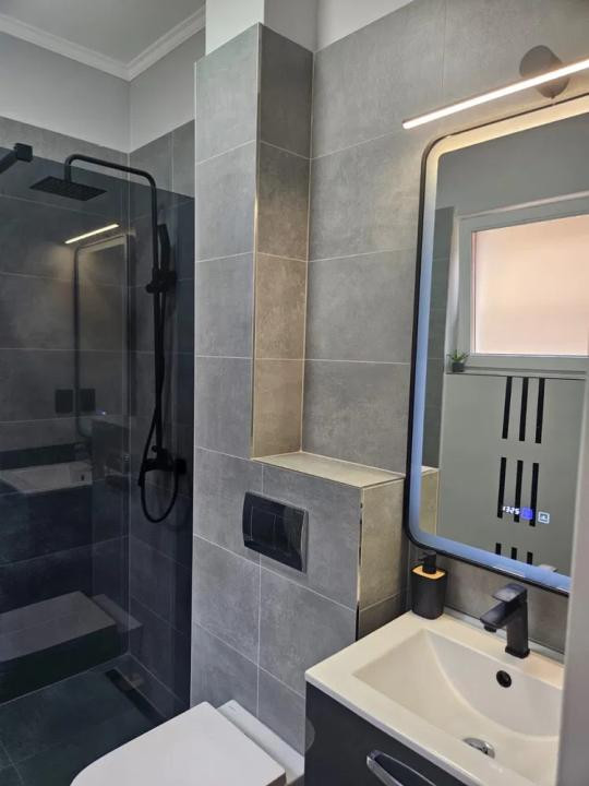 Apartament de 2 camere, modern, parcare, str Urusagului